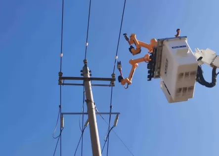 Grid-robots-zero-risk-cable-maintenance